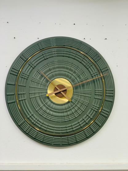 SATURN WALL CLOCK